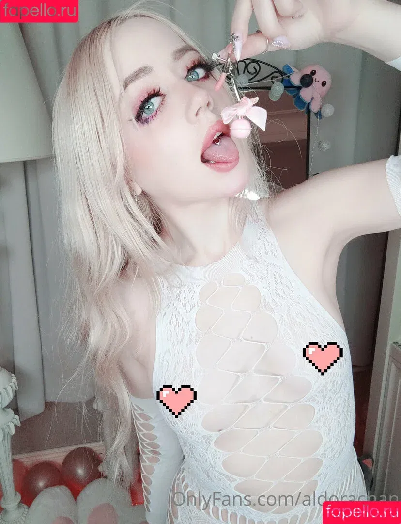 aldorachan / your_aldora / youraldora Onlyfans Photo Gallery 