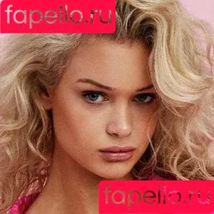 Carolina Marie / carolinavmarie / colliee_mariee Onlyfans Photo Gallery 