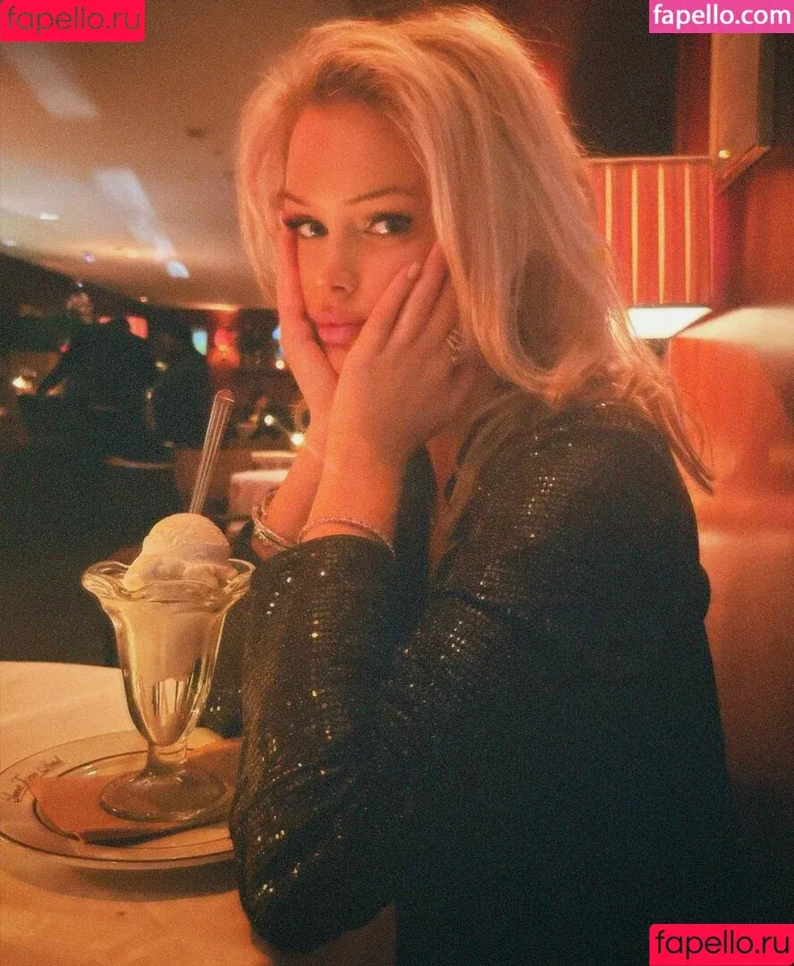 Carolina Marie / carolinavmarie / colliee_mariee Onlyfans Photo Gallery 