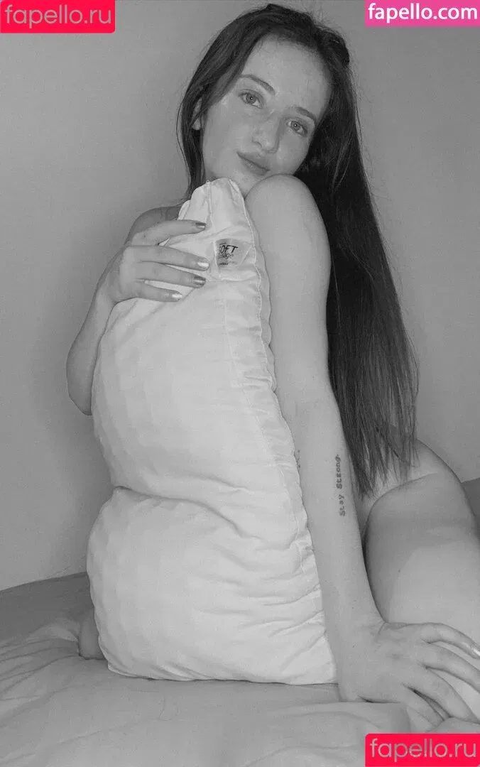 Geraldin leal / geraldinleal1 / geralleal_1417 Onlyfans Photo Gallery 