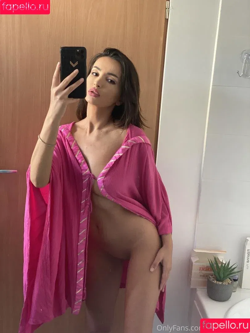 alyssia.kent_ / alyssia_kent Onlyfans Photo Gallery 