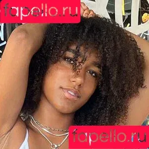 ashabivinss / ashafucks / ashawrld / fleivinha Onlyfans Photo Gallery 