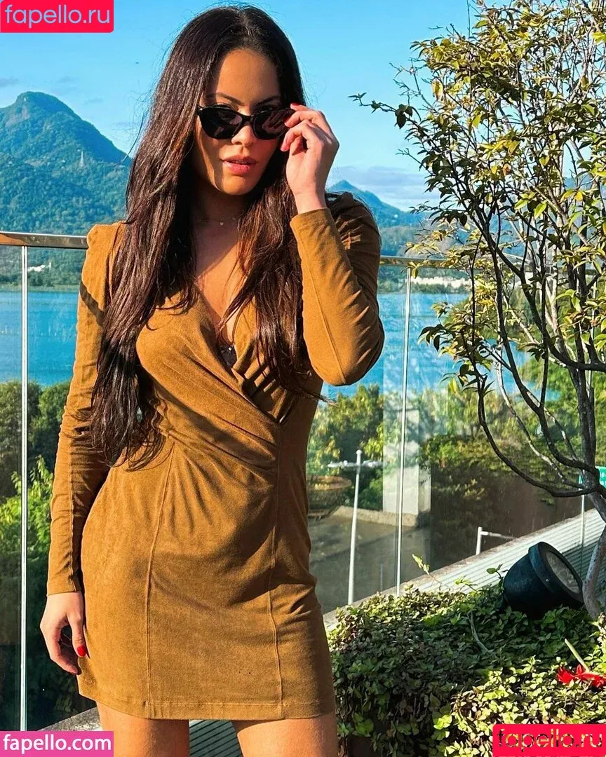 Ana Carolina Dias / anacarolinadiasoficial / atriz / cd_mf Onlyfans Photo Gallery 