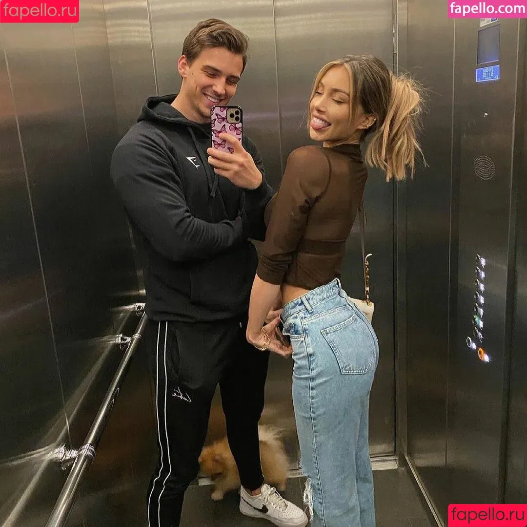 Caroline Einhoff / caroeinhoff / carolinehoff Onlyfans Photo Gallery 