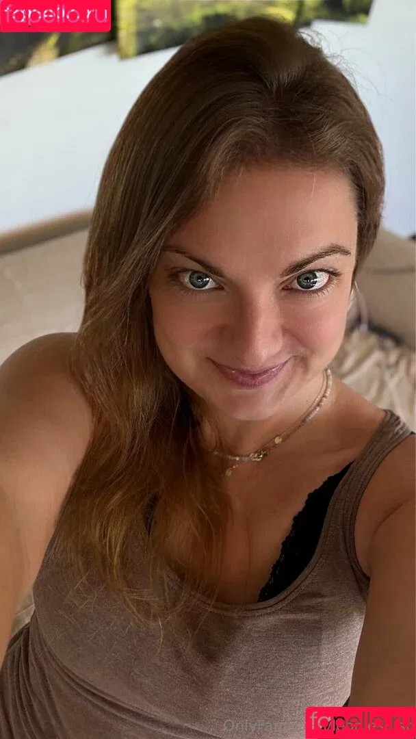 leonieslust / leoniewildandfree Onlyfans Photo Gallery 