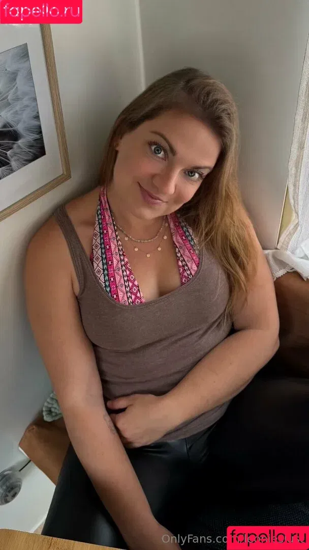 leonieslust / leoniewildandfree Onlyfans Photo Gallery 