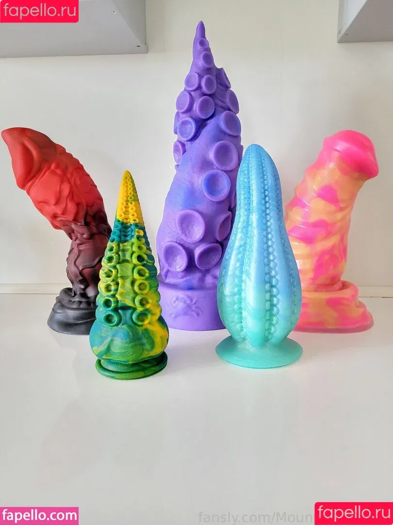 Mounting_Myrtle / https: / myrtle_4372 Onlyfans Photo Gallery 