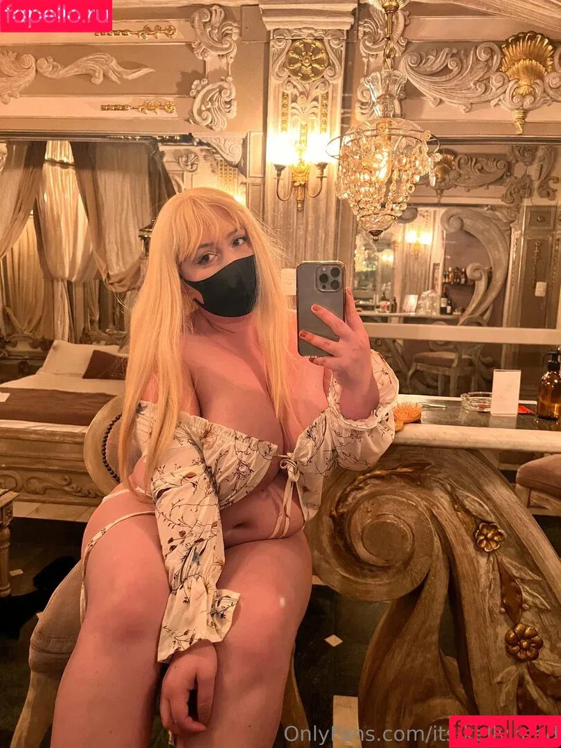 its.kelly.reed / kellyreedpr Onlyfans Photo Gallery 