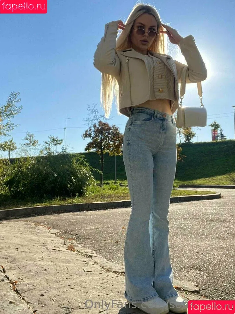 sofia_moor / sofiamooor Onlyfans Photo Gallery 