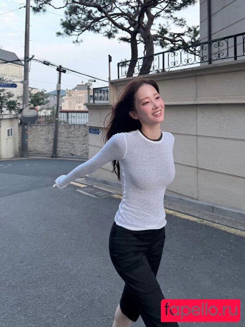 Jeon Jong Seo Nude Onlyfans Photo 12