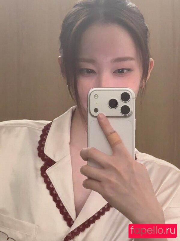 Jeon Jong Seo Nude Onlyfans Photo 3