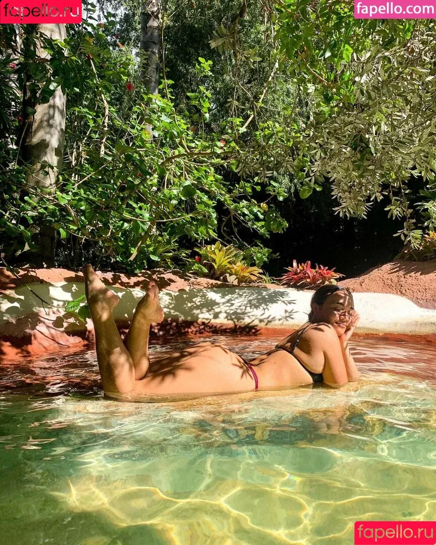 LouiseWhyyte / LousLegs Onlyfans Photo Gallery 