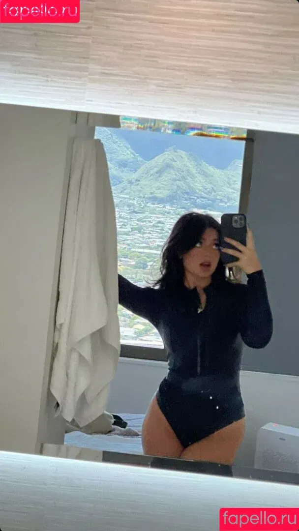 Tabitha Swatosh / tabithaswatosh Onlyfans Photo Gallery 