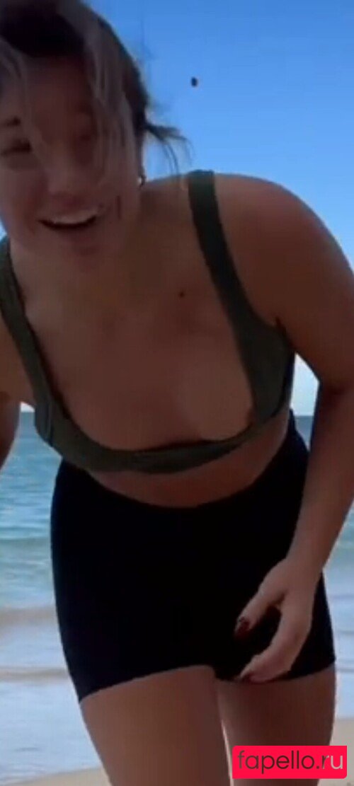 Tabitha Swatosh Nude Onlyfans Photo 3