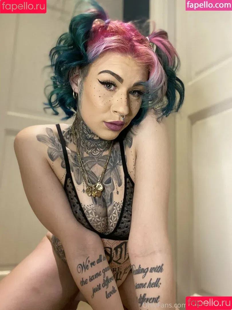 danniellaaaax / dee_louisexx Onlyfans Photo Gallery 