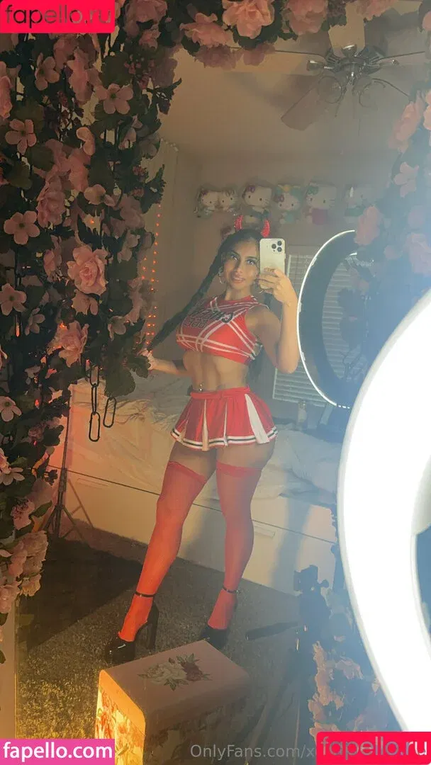 chavellasworld / xochavella.free Onlyfans Photo Gallery 