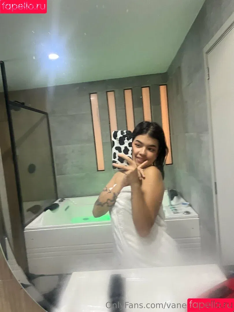 vanessabellaxo / vanessabellfree Onlyfans Photo Gallery 