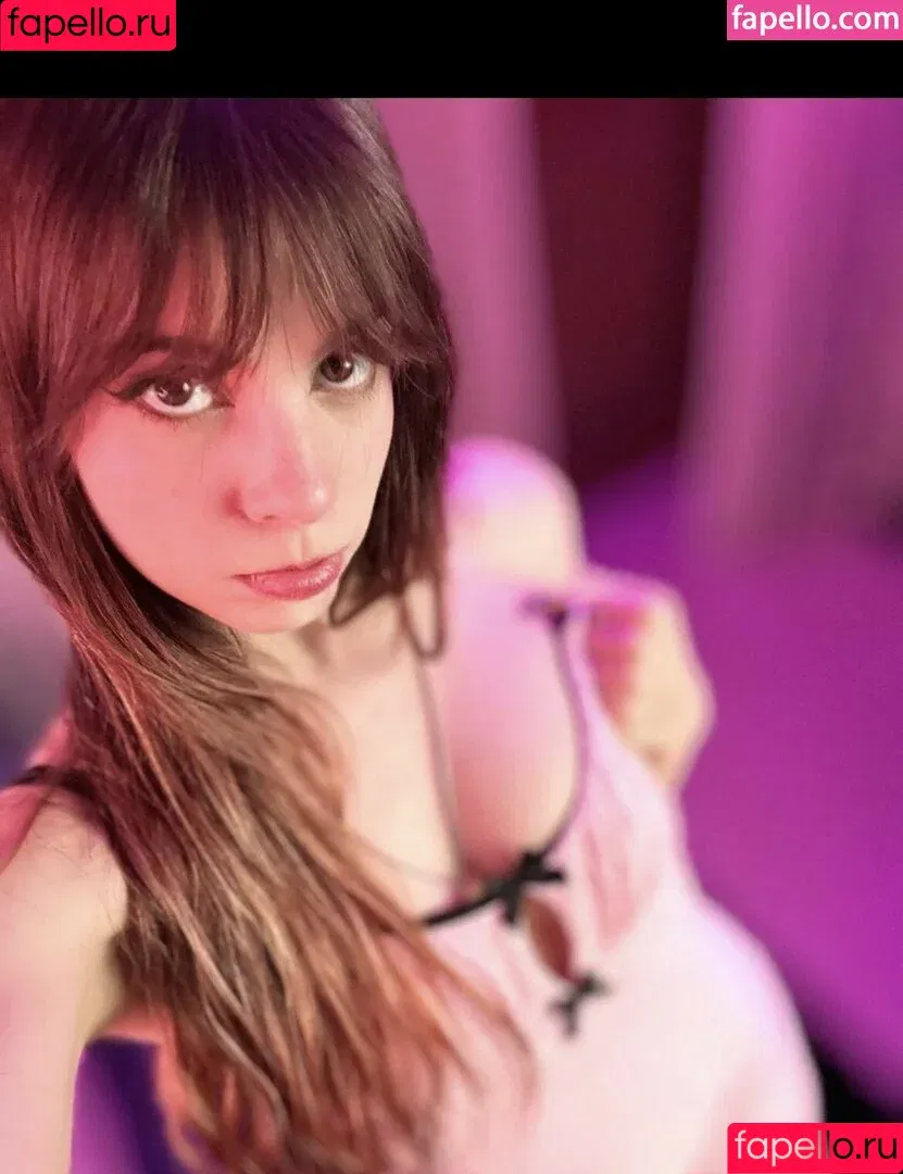 emily.raeee / emilydaily.xo Onlyfans Photo Gallery 