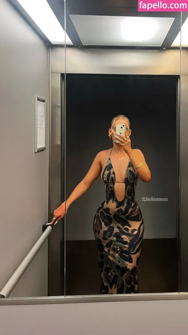 Lucycombe Onlyfans Photo Gallery 