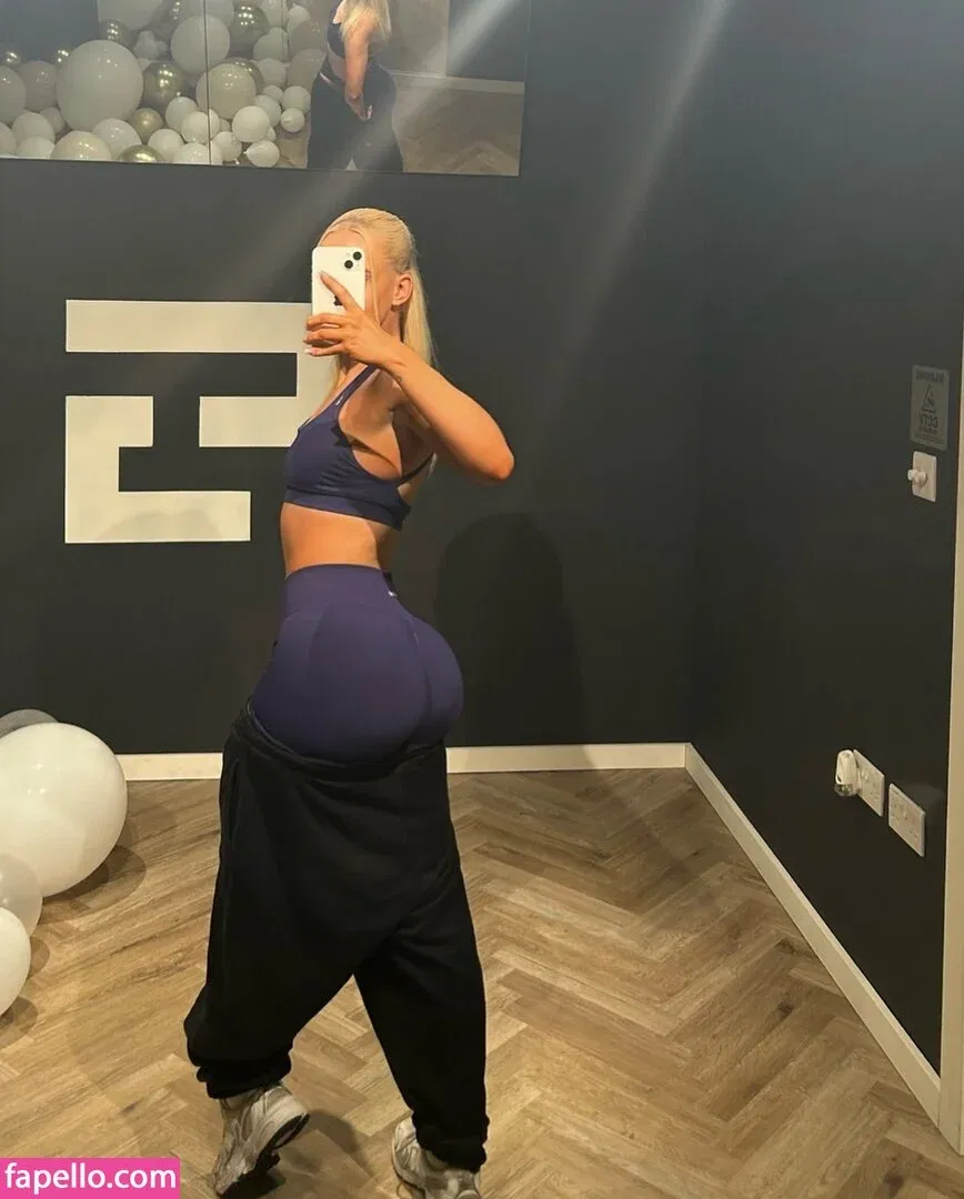 Lucycombe Onlyfans Photo Gallery 