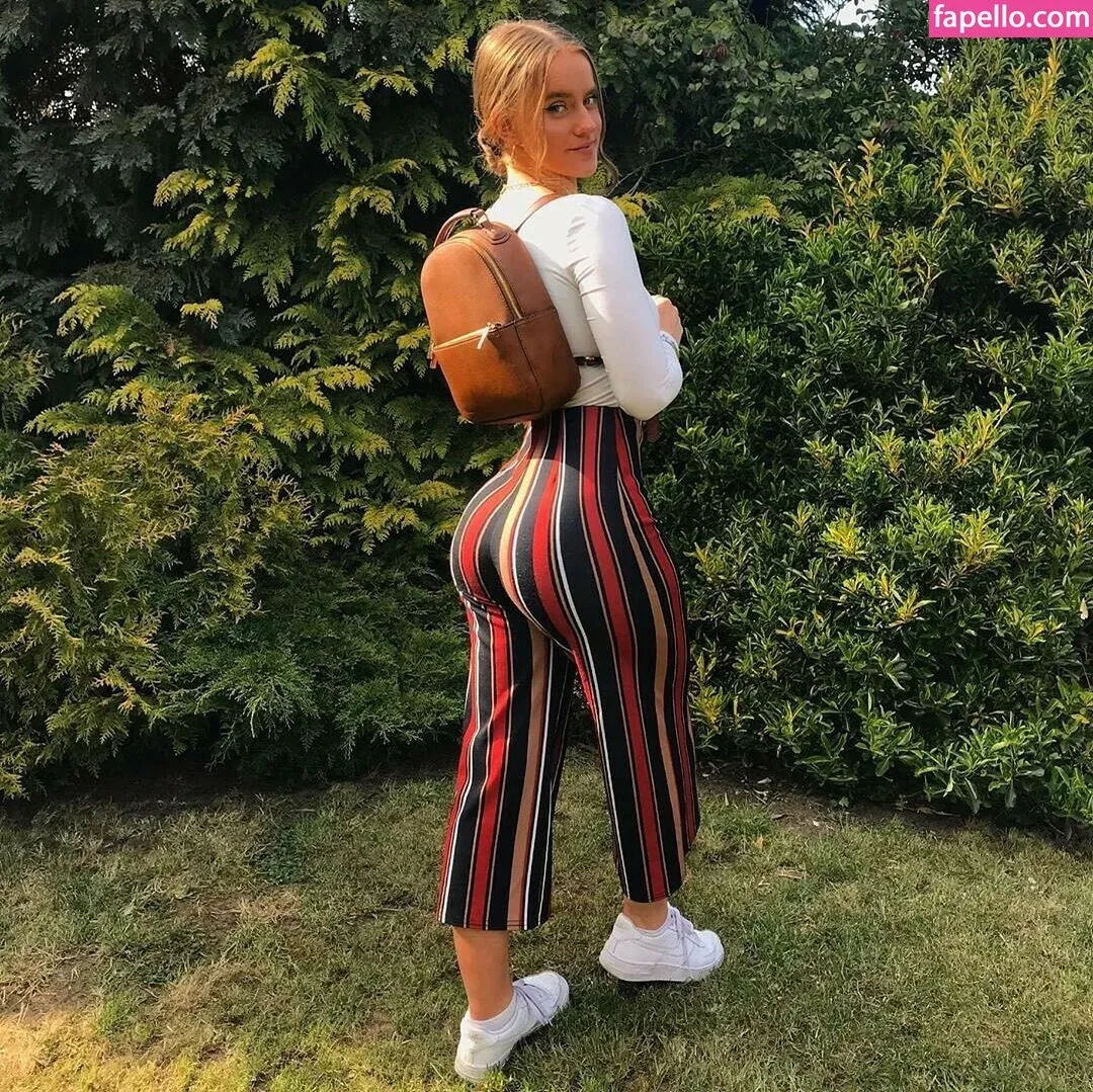 Lucycombe Onlyfans Photo Gallery 