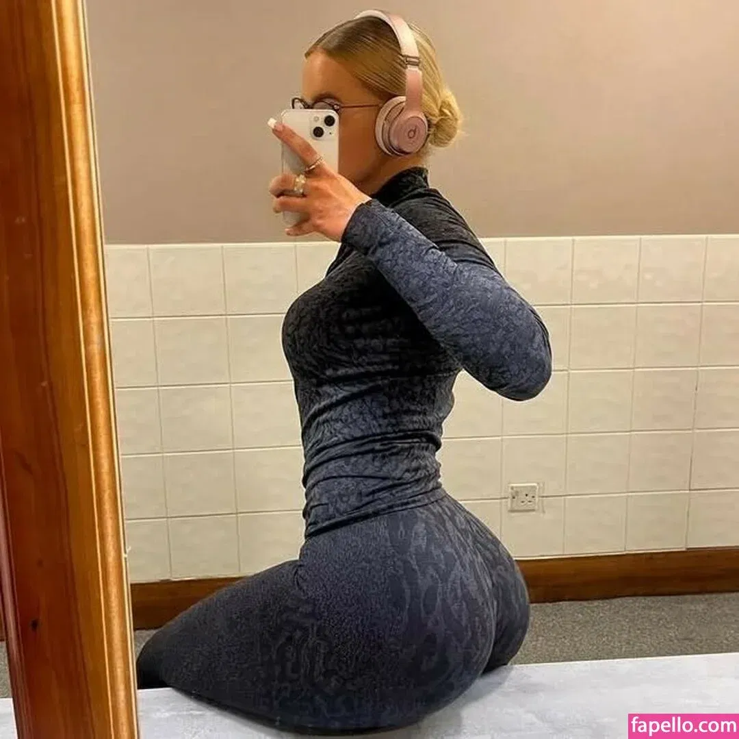 Lucycombe Onlyfans Photo Gallery 