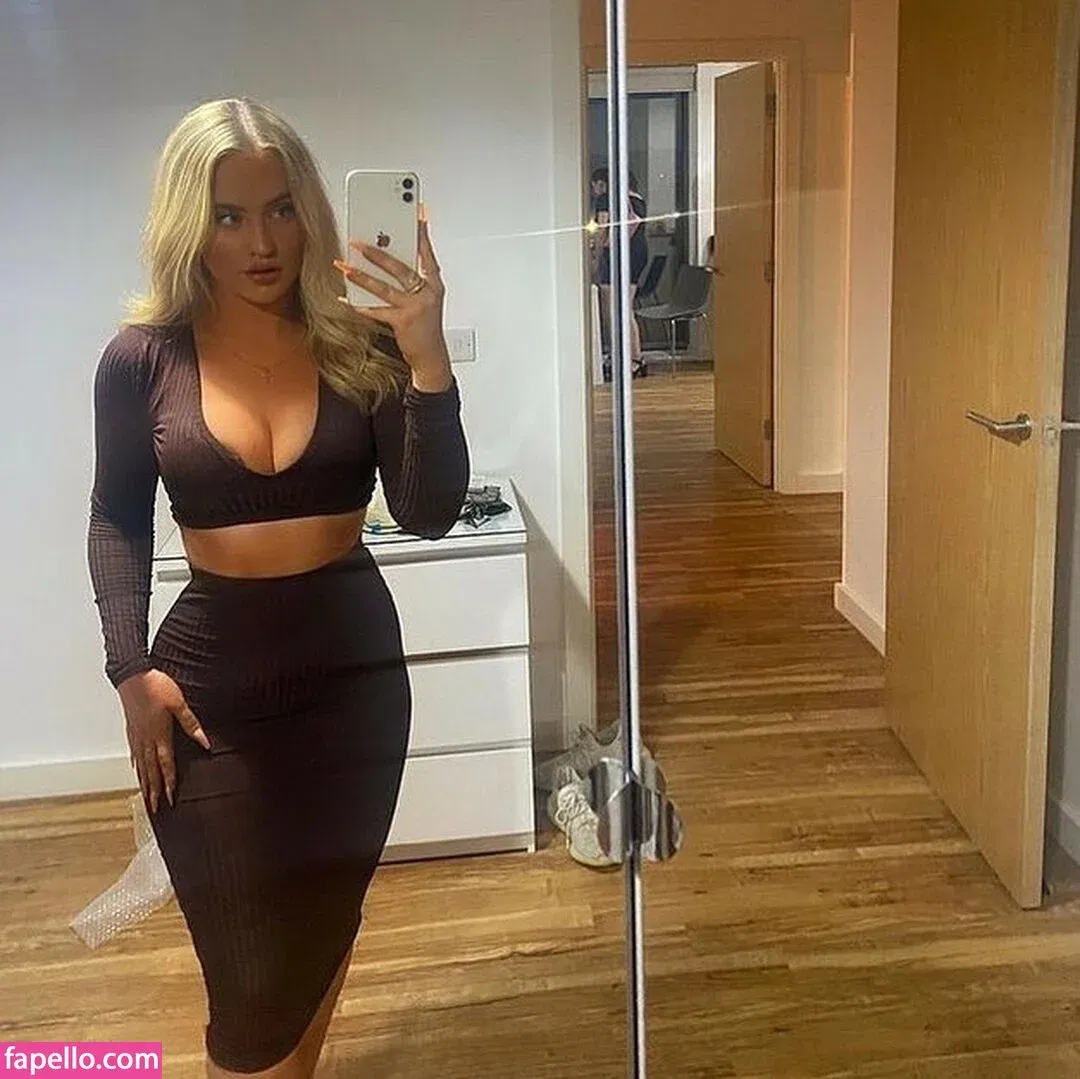 Lucycombe Onlyfans Photo Gallery 