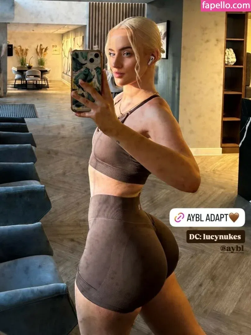 Lucycombe Onlyfans Photo Gallery 