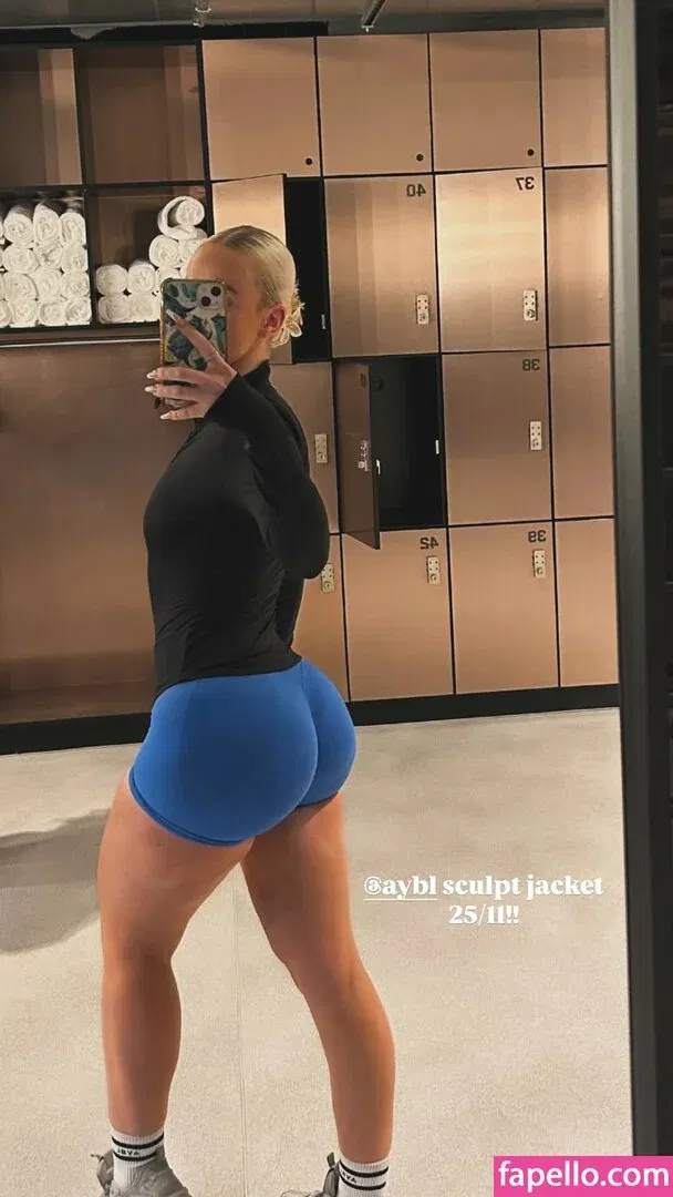 Lucycombe Onlyfans Photo Gallery 