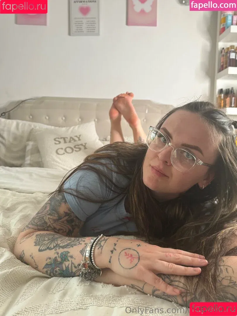 kerriandlaylax / urfaveduox Onlyfans Photo Gallery 