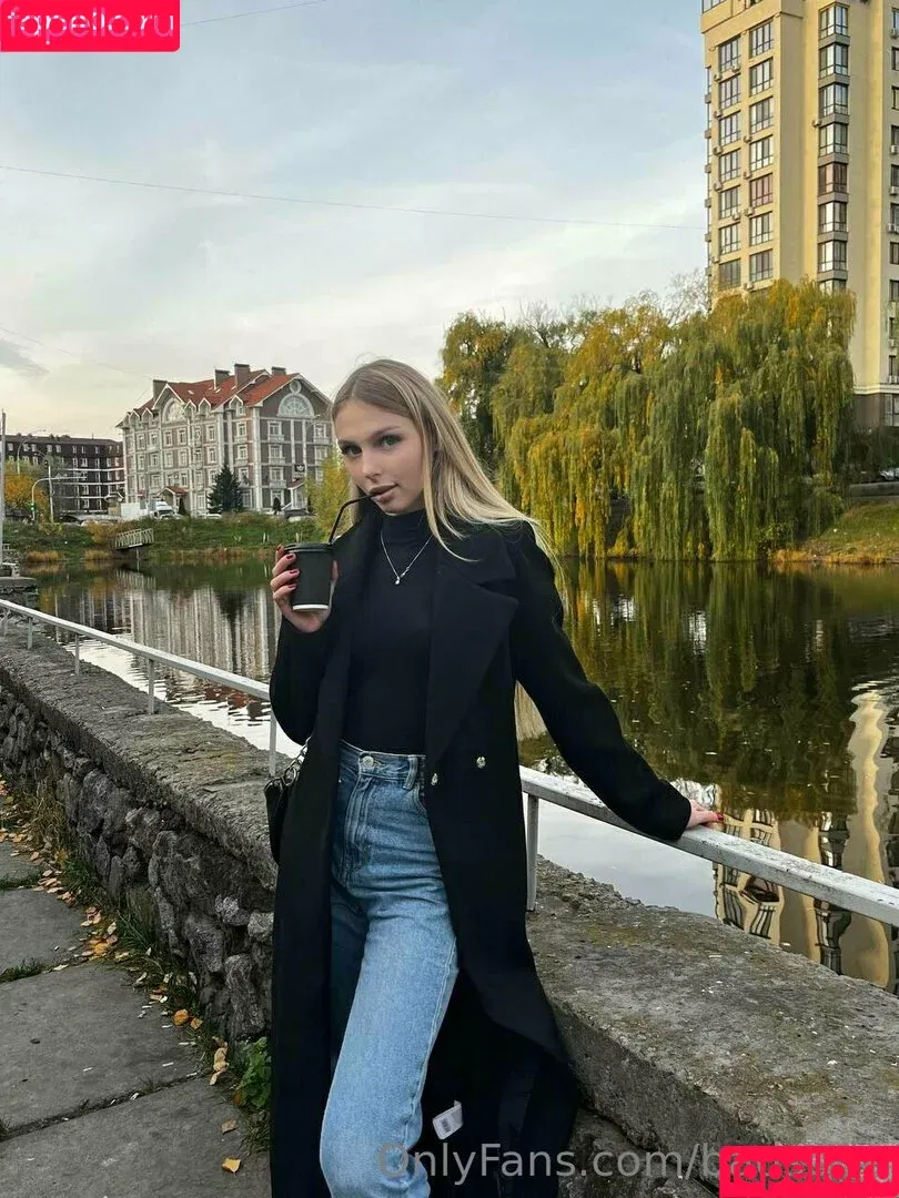 CecilKell92662 / sofiaaaparker / sofialien / sofialien_1 Onlyfans Photo Gallery 