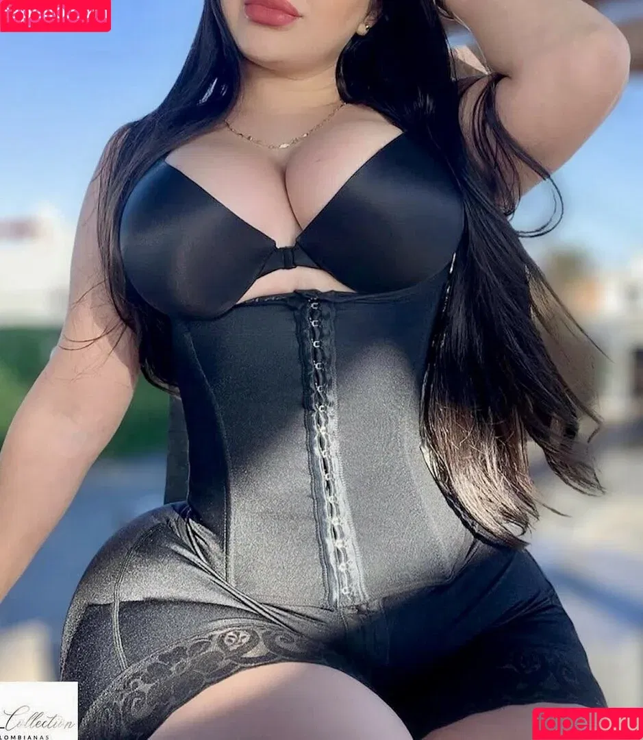 Myradoll / jazzydollyy’s mom / mistressmyradom Onlyfans Photo Gallery 