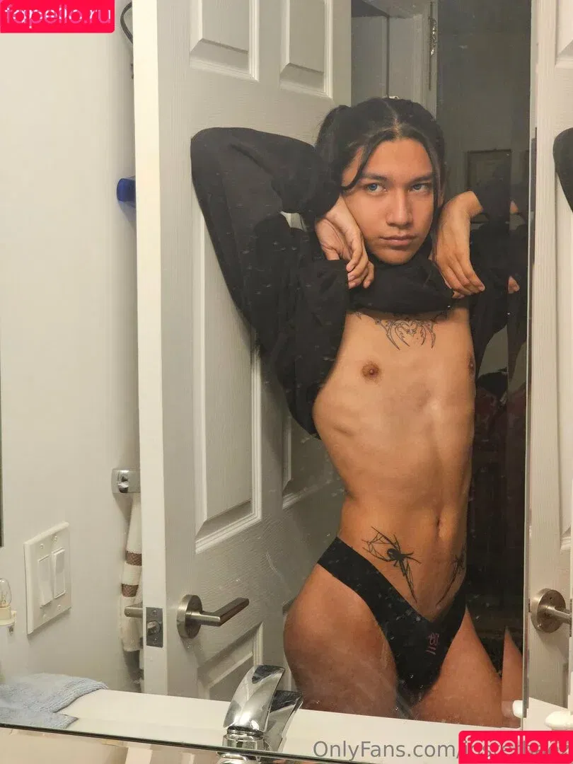 Joster / josshrose / josterbaez Onlyfans Photo Gallery 