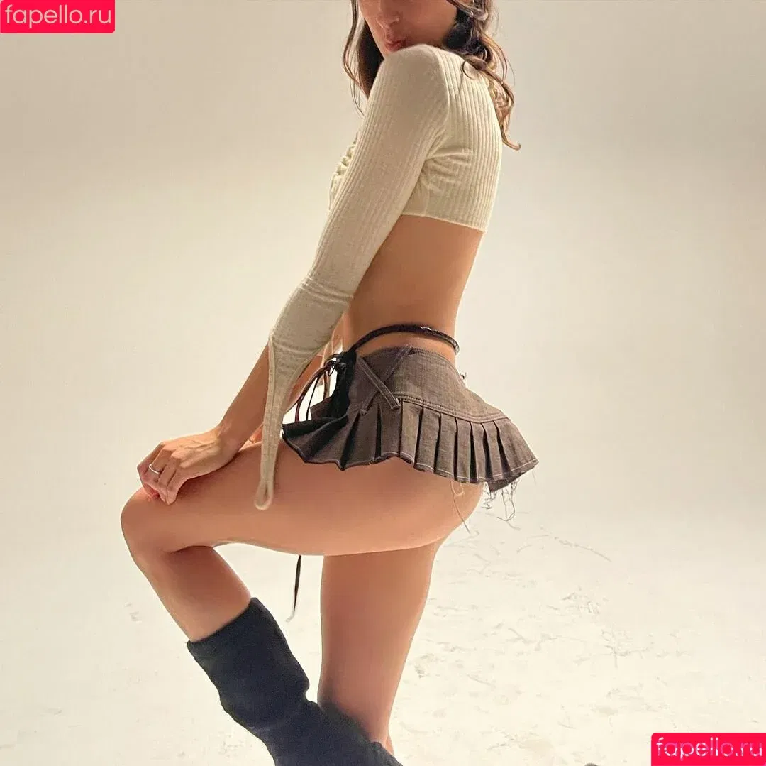 Bianca Censori / bianca.censori_official Onlyfans Photo Gallery 