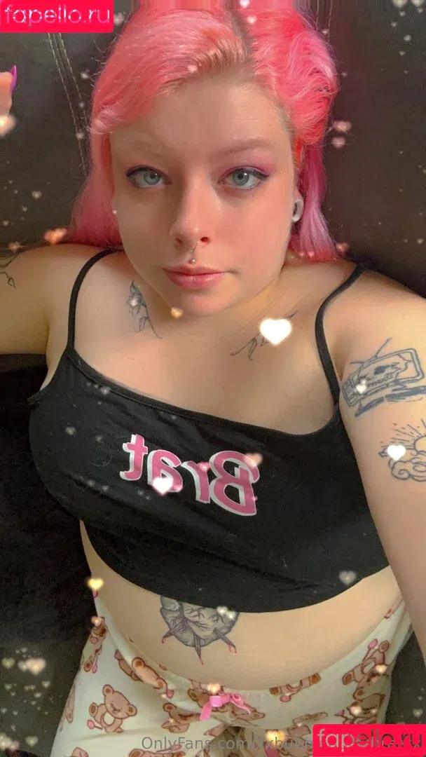 bubblegum.brat / xxbubblegum_bratxx Onlyfans Photo Gallery 