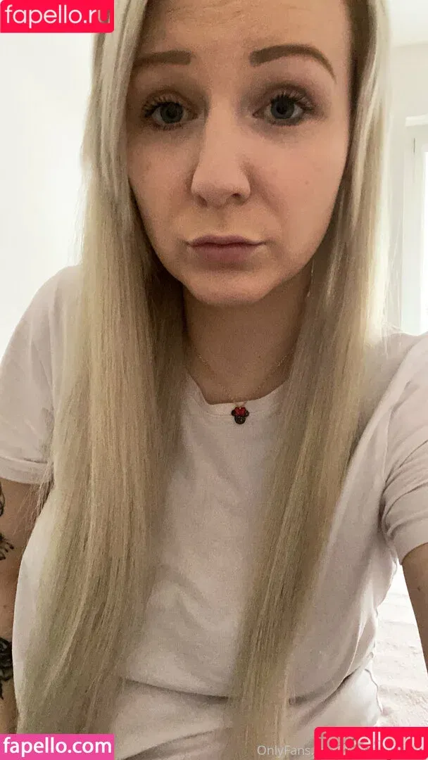 katerina_routova / katrina_kutiku Onlyfans Photo Gallery 