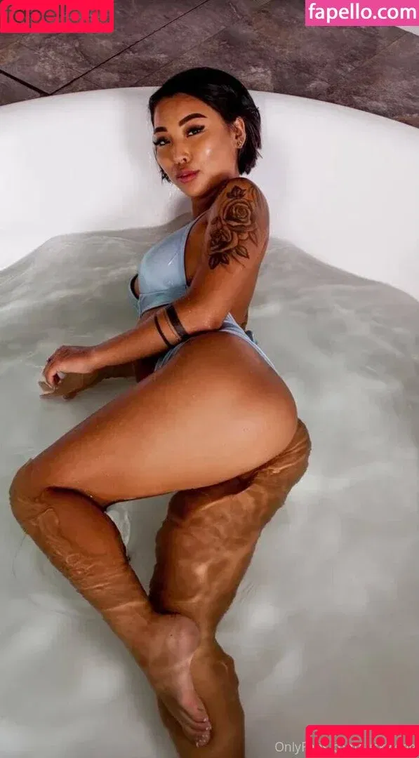 Lucky Lee / luckyleee / luckyleeee_ Onlyfans Photo Gallery 