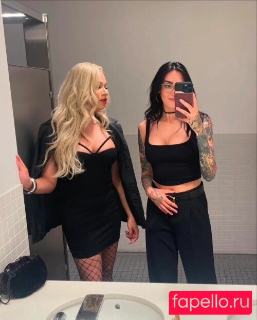 Lisa Wallen Nude Onlyfans Photo 22