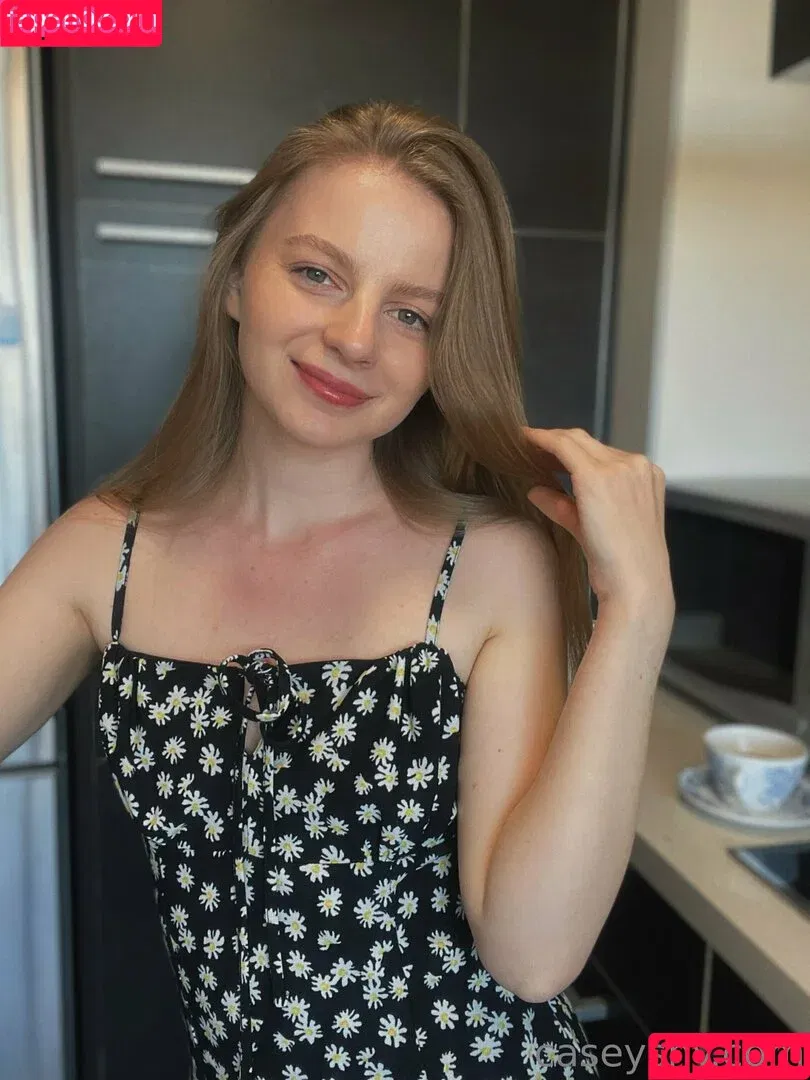 caseyshy / f4m_chesapeake_casey Onlyfans Photo Gallery 