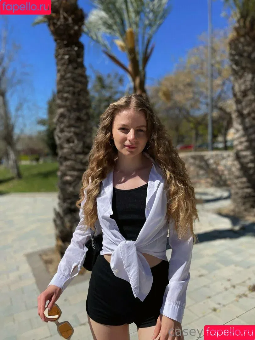 caseyshy / f4m_chesapeake_casey Onlyfans Photo Gallery 