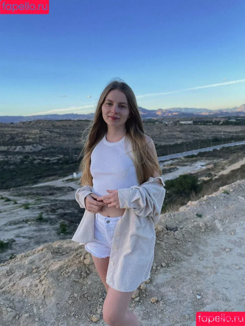 caseyshy / f4m_chesapeake_casey Onlyfans Photo Gallery 