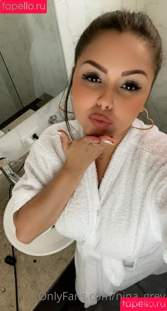 nina_grey / ninagray Onlyfans Photo Gallery 
