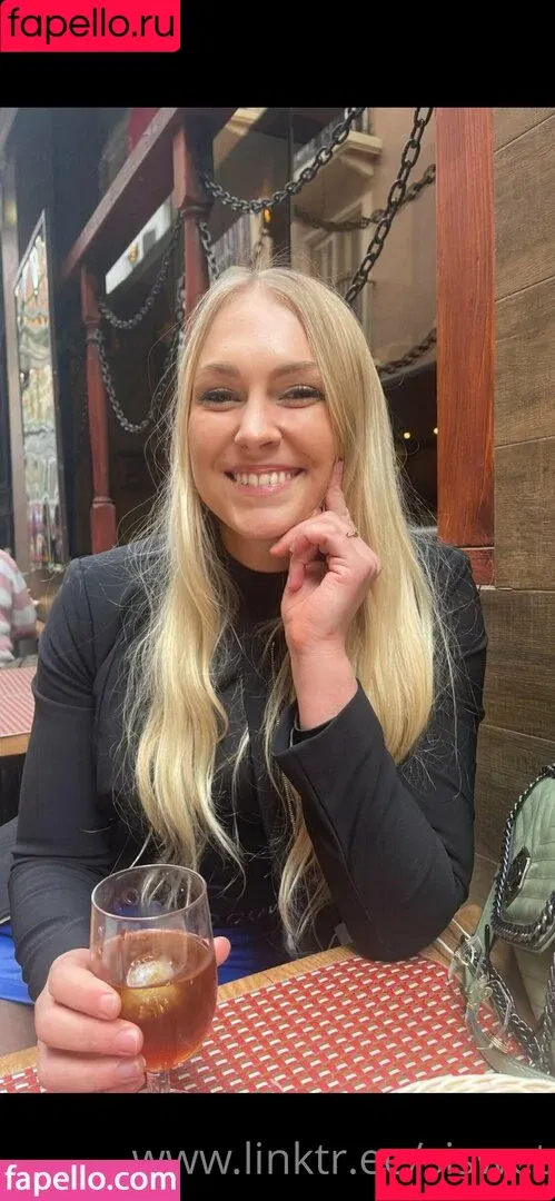 Siswet / siswet19 / siswetofficial Onlyfans Photo Gallery 