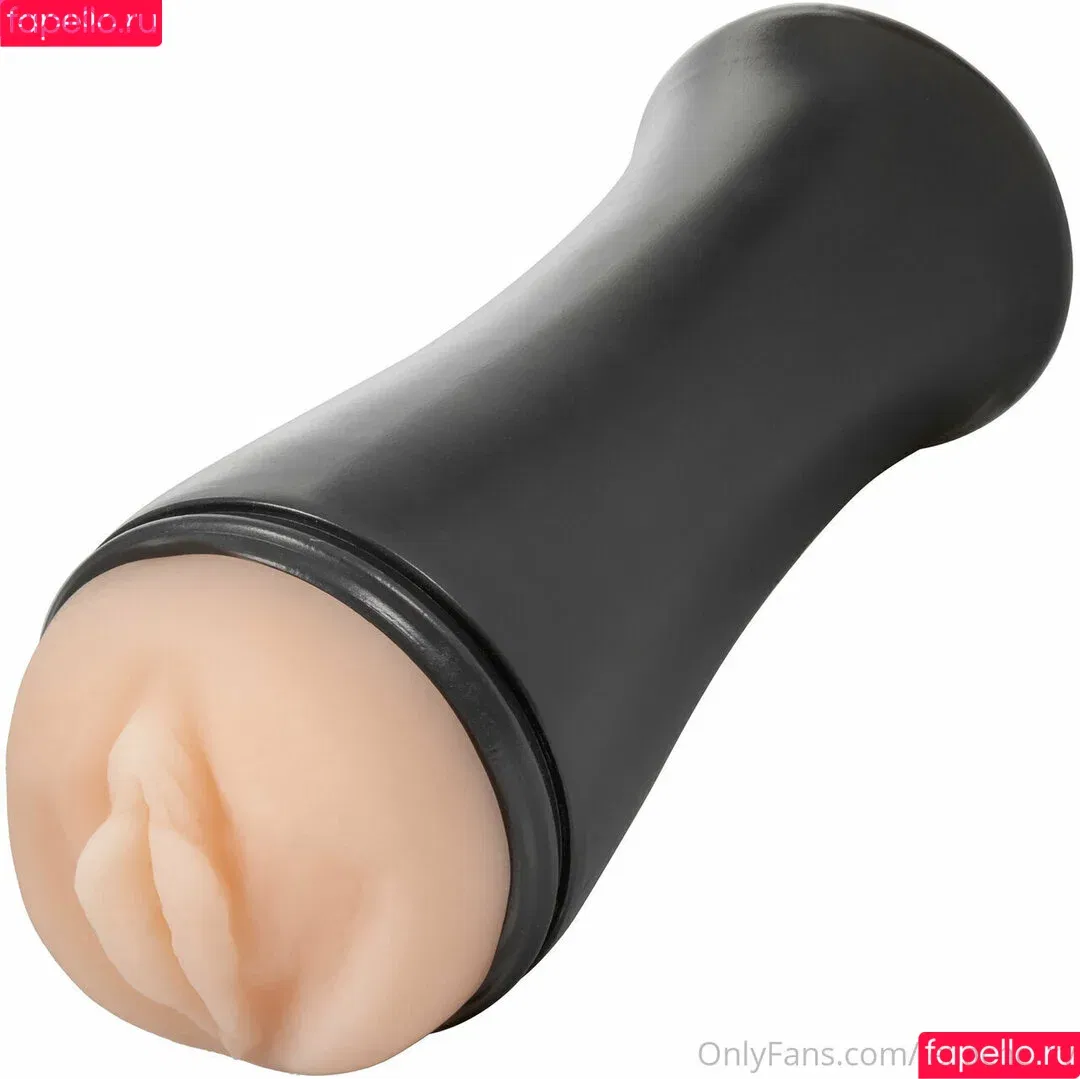 leilacherry / leilacherry_ Onlyfans Photo Gallery 