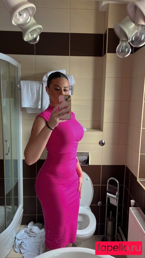Pretty Sara Nude Onlyfans Photo 48