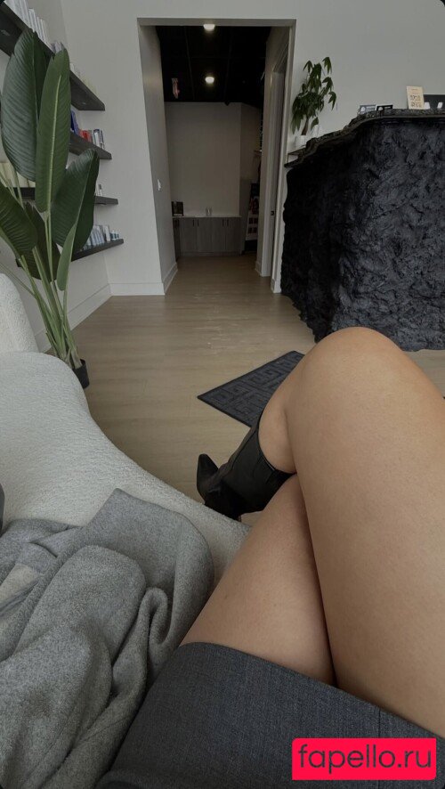 Pretty Sara Nude Onlyfans Photo 28