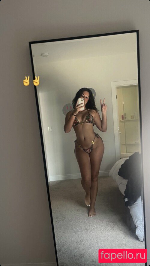 Pretty Sara Nude Onlyfans Photo 17