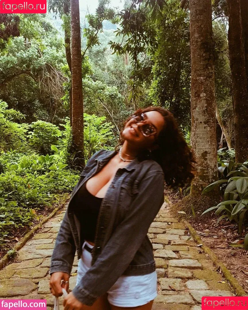 Alice M / alice.m / princesslvonne Onlyfans Photo Gallery 