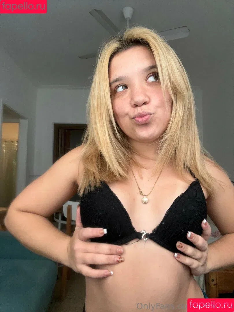 tinyizzie Onlyfans Photo Gallery 