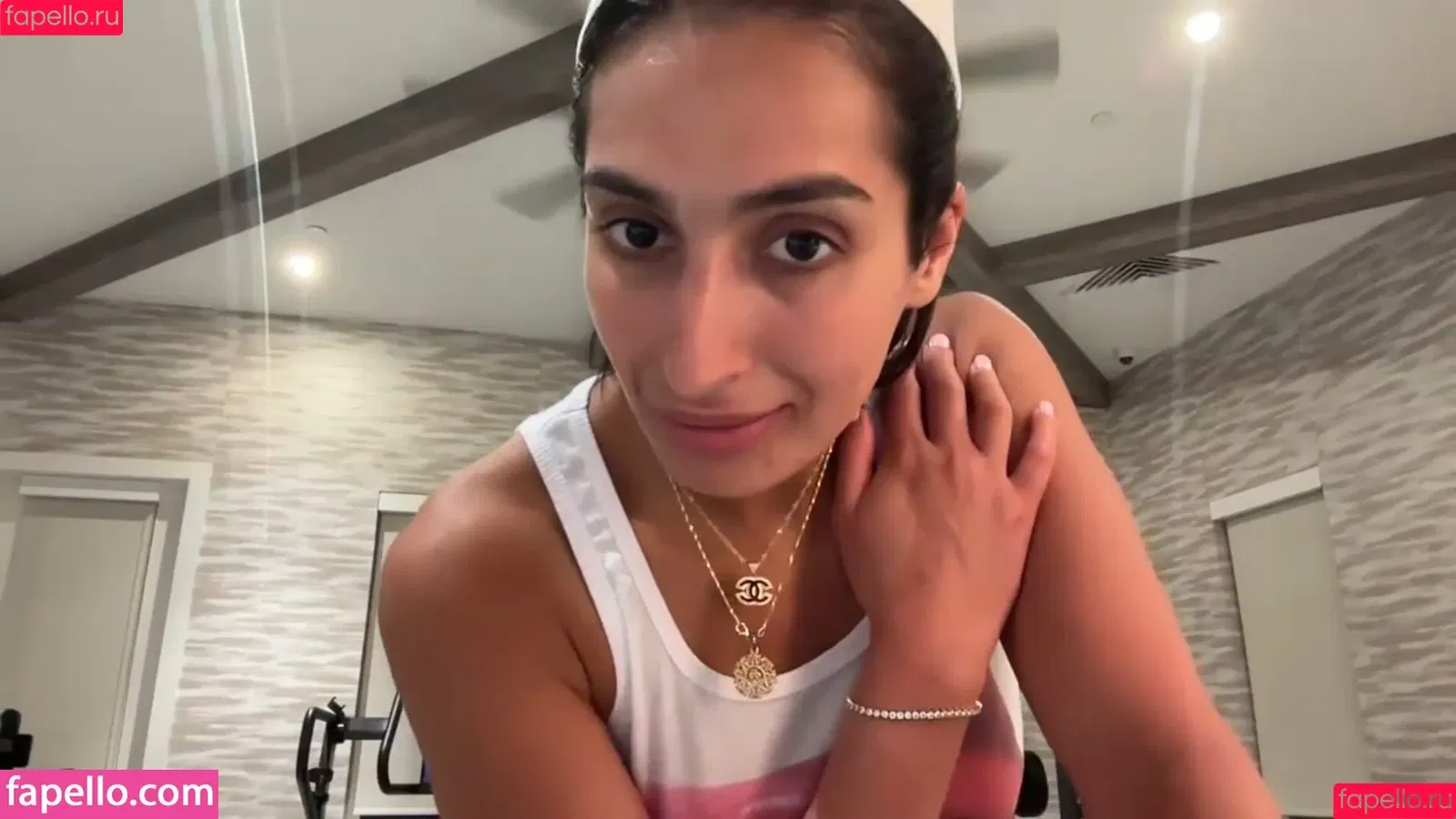 Camila Kent / camilakent / camilakent_ / camiliakxoxo Onlyfans Photo Gallery 